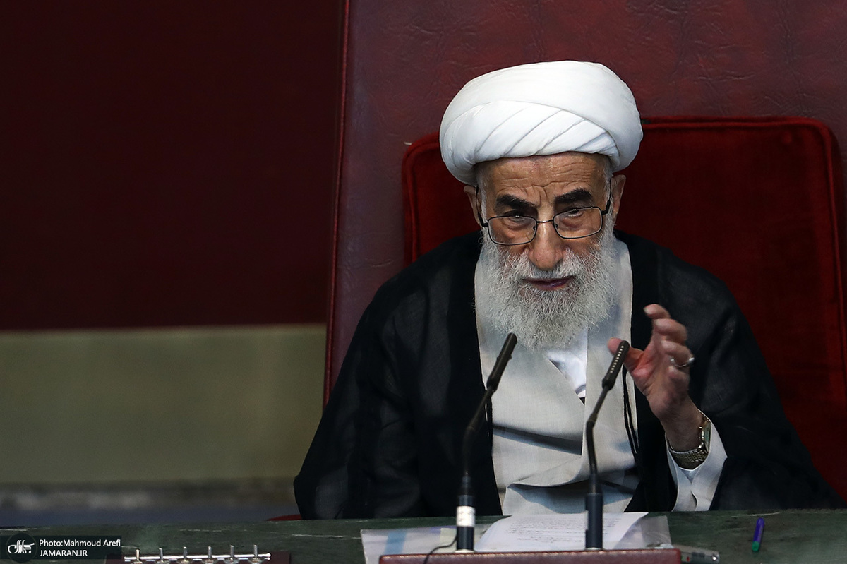 آیت‌الله جنتی: تا تحقق وعده الهی حکومت صالحان بر عالم فاصله زیادی وجود ندارد/  افق نگرش بسیجی، جهانی است