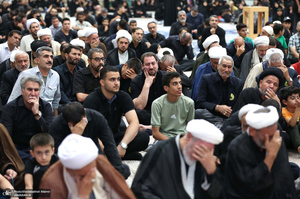 مراسم سوگواری شب اربعین حسینی(ع) در حرم امام خمینی(س)