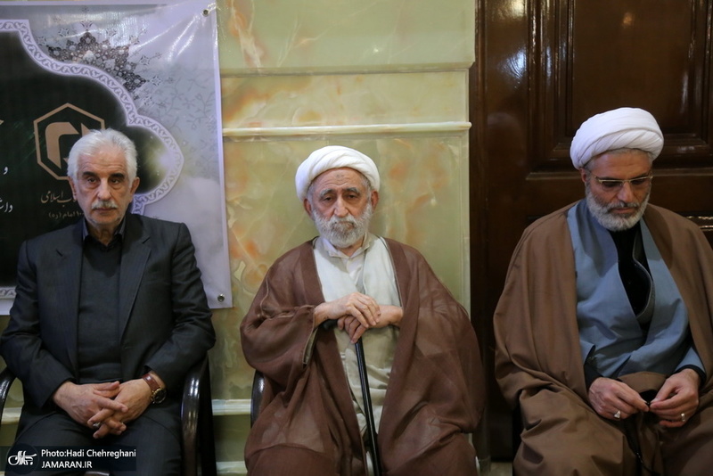 مراسم تشییع و خاکسپاری آیت الله سید هاشم رسولی محلاتی(ره) در قم