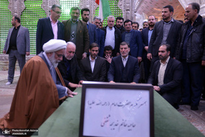 تجدید میثاق جهادگران قرارگاه سازندگی خاتم الانبیا با آرمان های حضرت امام خمینی(س)