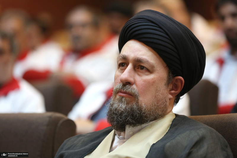 دیدار رییس و امدادگران جمعیت هلال احمر با سید حسن خمینی