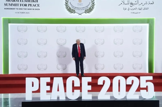 تله‌ «جنگ‌های ابدی»؛ چرا ترامپ برخلاف شعارهایش در خاورمیانه ماندگار شد؟ ‏