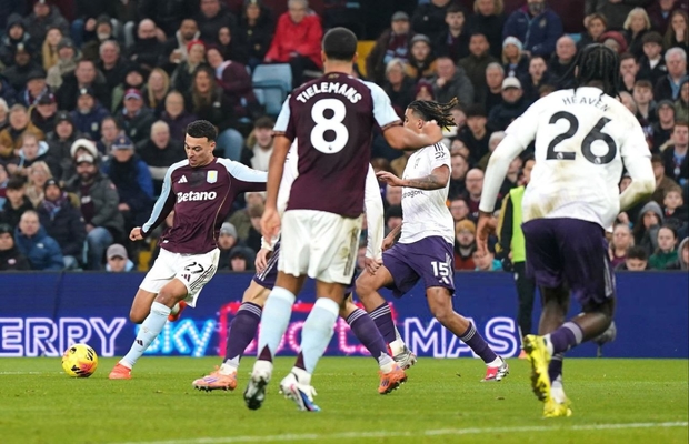 باخت منچستریونایتد مقابل پسران امری