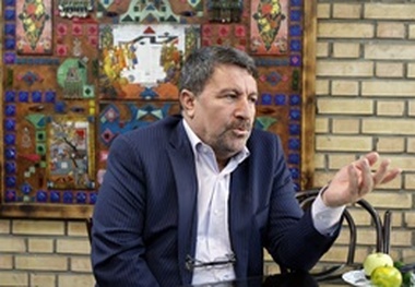 از هاشمی‌طبا بپرسید که چرا آمده است/ اصولگرایان توفیقی در جذب آرای خاکستری ندارند