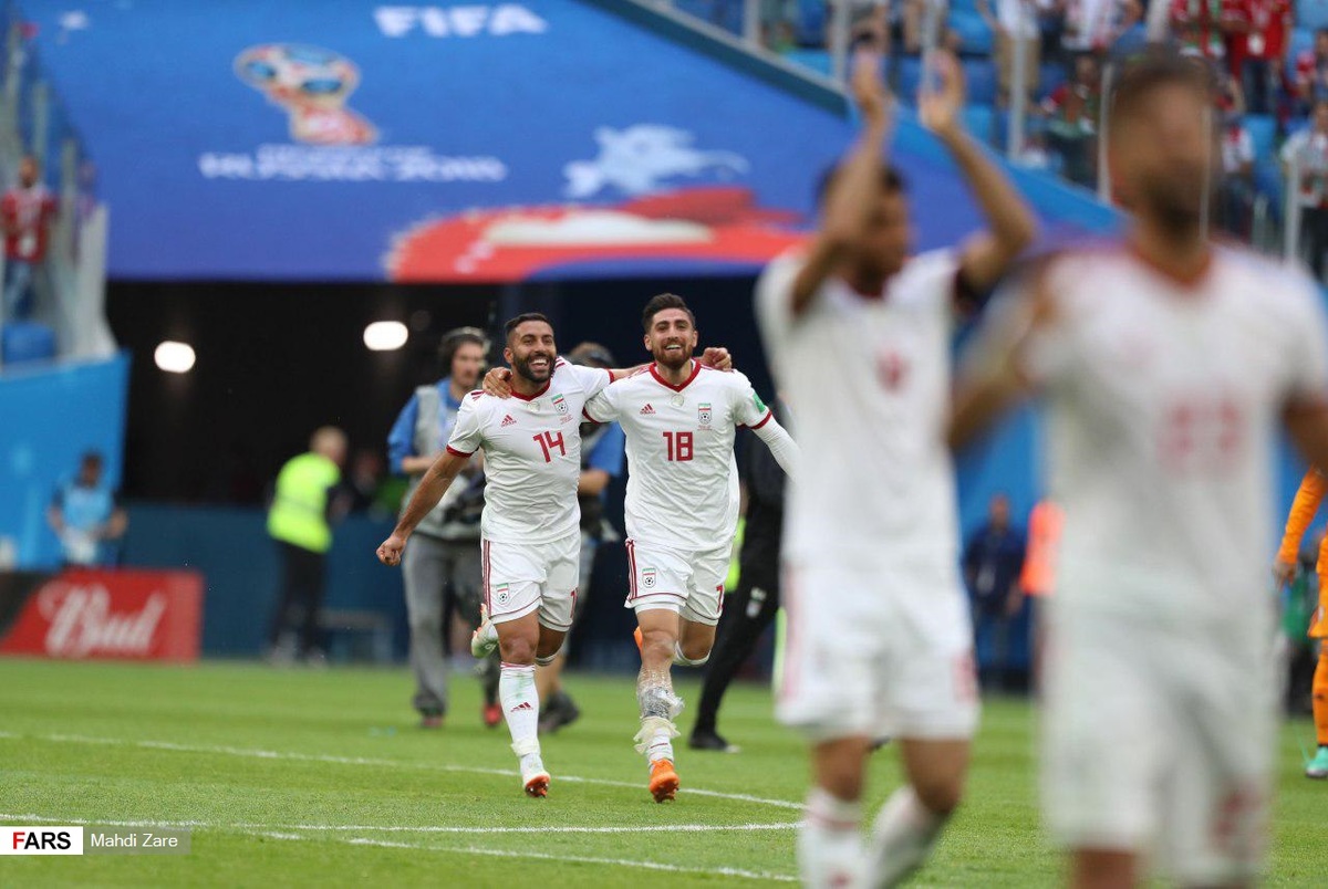 FIFA: گل به خودی پیروزی دراماتیکی را به ایران داد