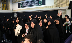 مراسم عزاداری شب شهادت حضرت فاطمه‌زهرا (س) در حسینیه امام خمینی