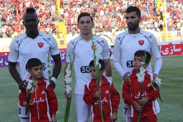 گزارشگر بازی تراکتورسازی-پرسپولیس حاشیه آفرید