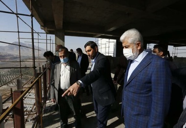 بازدید رئیس کمیسیون بهداشت مجلس از پروژه احداث بیمارستان تخصصی و فوق تخصصی نور؛ شهریاری: این پروژه افتخار نظام در حوزه بهداشت و درمان است/ استانداردهای رعایت شده در این بیمارستان در کل کشور بی نظیر است