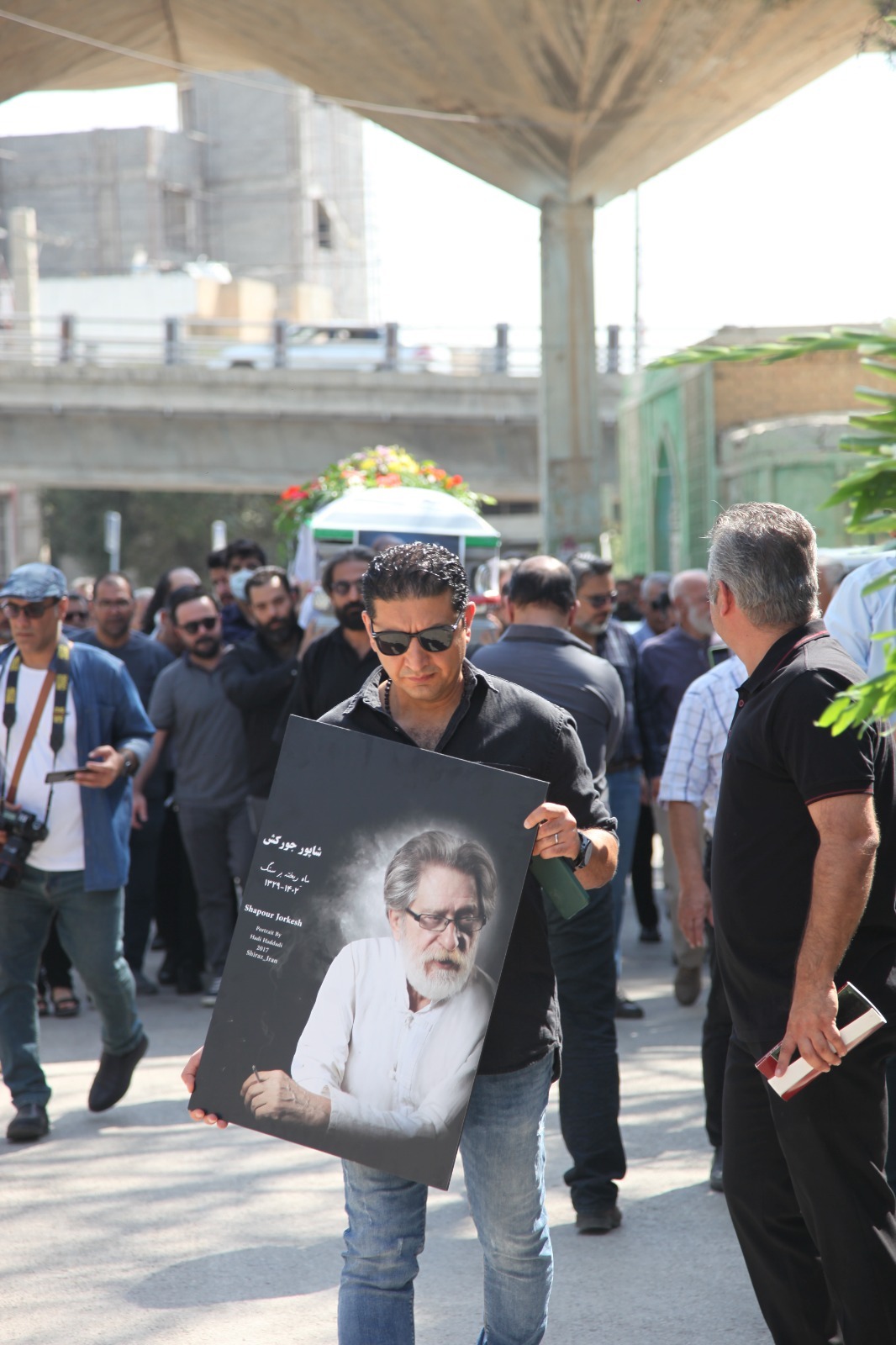 شاپور جورکش در خانه ابدی‌اش آرام گرفت