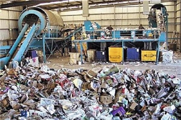 دفع غیربهداشتی زباله‌ ها تهدیدی جدی برای محیط زیست همدان است