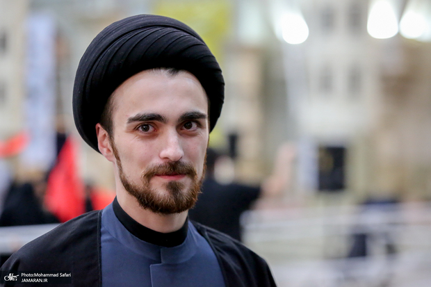 سید احمد خمینی: اگر سیدالشهدا ۷۲ یار داشتند، رهبر شهید انقلاب بیش از ۷۲ میلیون یاور داشتند