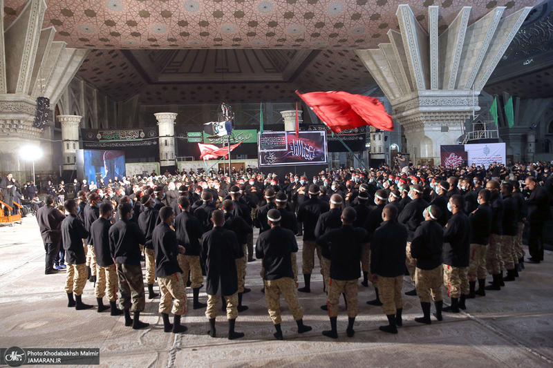 مراسم عزاداری شب عاشورای حسینی (ع) در حرم امام خمینی (س)