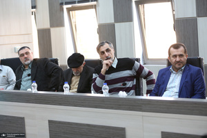 حضور سید حسن خمینی در گردهمایی علمی به مناسبت هفته پژوهش در پژوهشکده امام خمینی(س) و انقلاب اسلامی