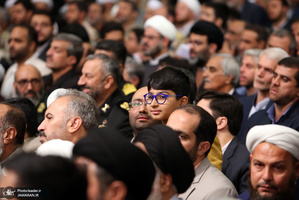 دیدار مسئولان نظام و میهمانان کنفرانس وحدت اسلامى‌ با رهبر معظم انقلاب