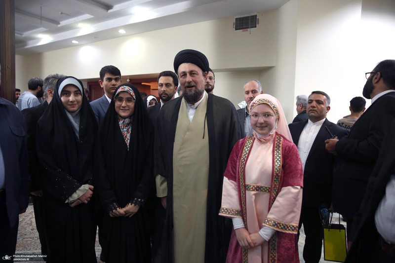 جشن میلاد امام رضا (ع) در حرم امام خمینی (س)