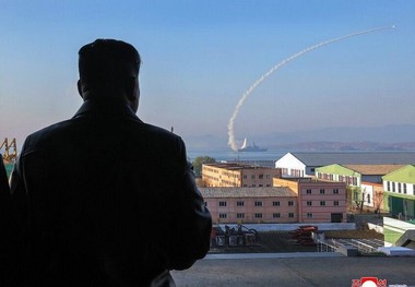 حادثه «جدی» در جریان رونمایی از کشتی جنگی در کره شمالی و خشم رهبر این کشور