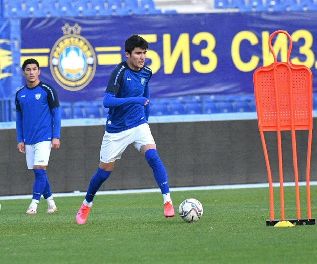 تمرینات ازبکستان برای دیدار با ایران با حضور جباروف+ تصاویر
