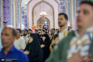 مراسم شب ولادت امام رضا (ع) در صحن غدير