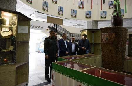 بازدید استاندار البرز از ستاد قرارگاه سپاه در استان