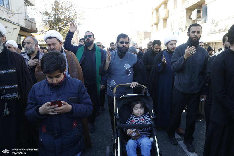 دسته عزاداری روز شهادت حضرت زهرا (س) با حضور آیت الله العظمی وحید خراسانی