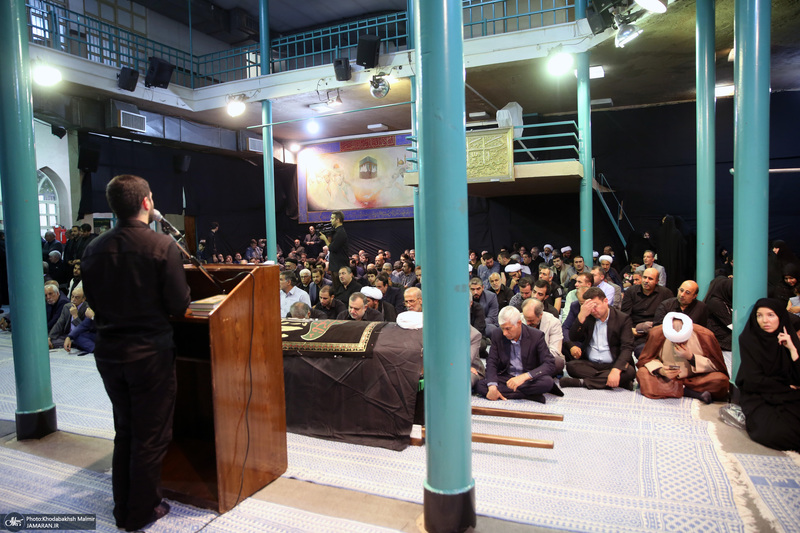 مراسم تشییع مرحوم آیت الله آقای حاج شیخ حسین هاشمیان در حسینیه جماران -2