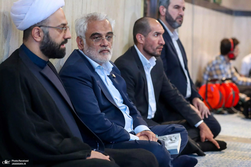 اجتماع دانشگاهیان در حسینیه جماران