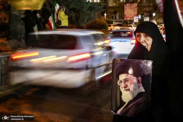 مداحی حماسی «الله اکبر خامنه ای رهبر» /سیدرضا نریمانی