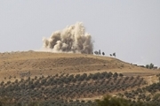 ارتش سوریه کاروان تروریست ها را در ادلب بمباران کرد