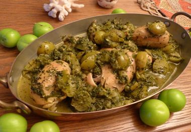 دستور تهیه خورشت گوجه سبز، غذای ویژه فصل