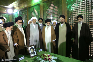 تجدید میثاق رئیس و اعضای مجلس خبرگان رهبری با آرمان های امام خمینی (س)