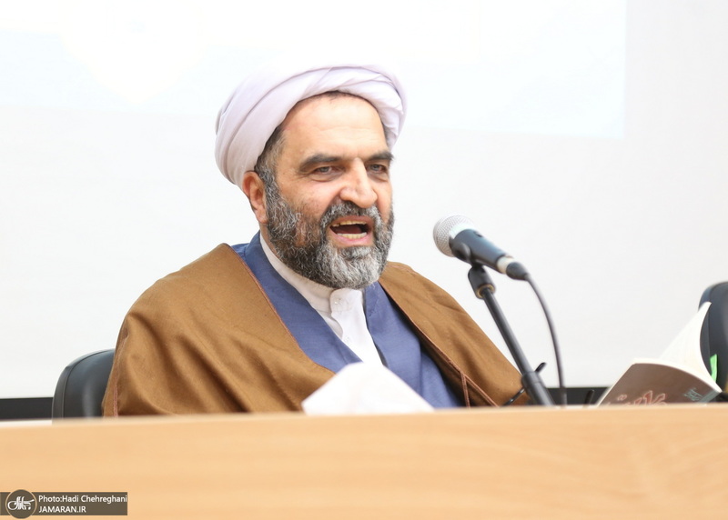 سومین نشست از سلسله نشست های تبیین مکتب امام خمینی(س)