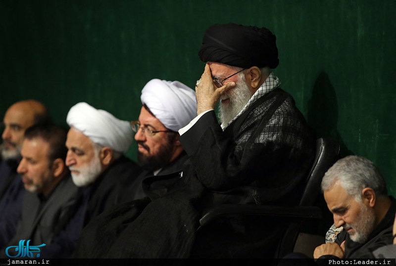 مراسم عزاداری شب عاشورای حسینی با حضور رهبر معظم انقلاب اسلامی