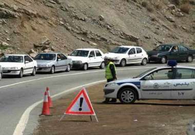 تردد در جاده های یزد آرام است  رانندگان به مقررات احترام بگذارند