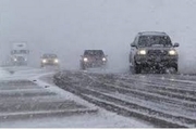 جاده‌های مواصلاتی «معمولان» به علت بارش سنگین برف مسدود شد