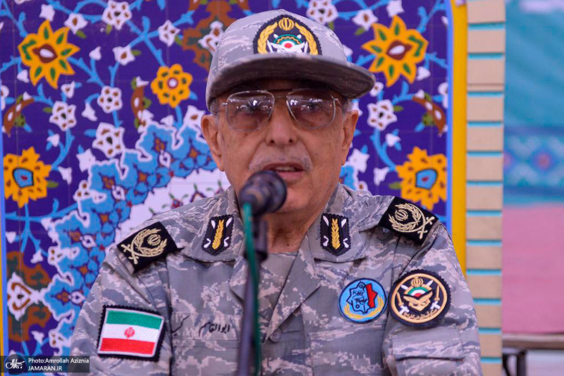 تجدید میثاق فرماندهان، پیشکسوتان و دانشجویان اعزامی ارتش به دروه معارف جنگ با آرمان های امام خمینی (س)