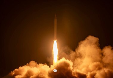 رونمایی از موشک بالستیک قاسم بصیر با برد دستکم ۱۲۰۰ کیلومتری/ وزیر دفاع: اگر به جمهوری اسلامی ایران حمله شود با قدرت پاسخ خواهیم داد + فیلم و مشخصات موشک جدید ایران