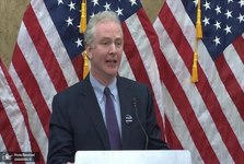 هشدار سناتور آمریکایی: آیا ۸ هزار کشته شده در عراق را فراموش کرده‌ایم؟ + تصویر