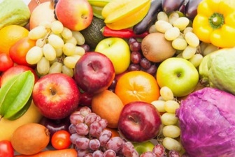 چه میوه‌هایی به کاهش وزن کمک می‌کنند؟
