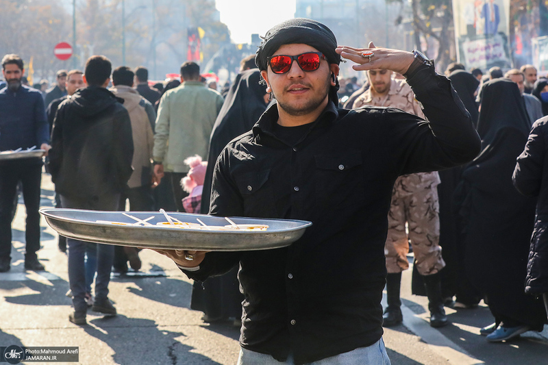 تشییع پیکرهای 110 شهید گمنام دفاع مقدس در تهران - 2