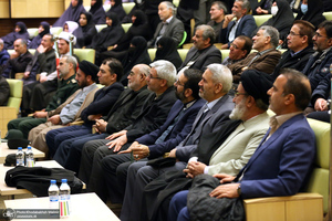 تجلیل از خانواده معظم شهدای خمین در بیت تاریخی امام خمینی