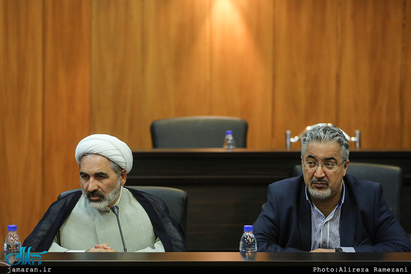 نشست نقد و بررسی کتاب زندگینامه و مبارزات آیت الله سید مصطفی خمینی(ره)