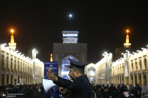 مراسم دعا و احیای شب بیست و یکم ماه رمضان در حرم امام رضا(ع)