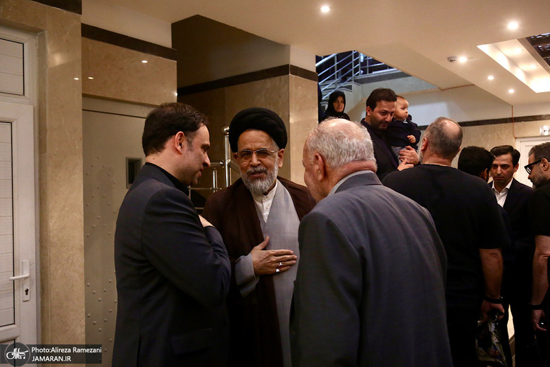 مراسم ختم مادر همسر حجت السلام ‌و المسلمین علی اکبر ناطق نوری و عباس آخوندی