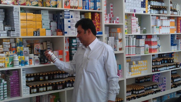 بازگشت آرامش به گیشه داروخانه های مازندران