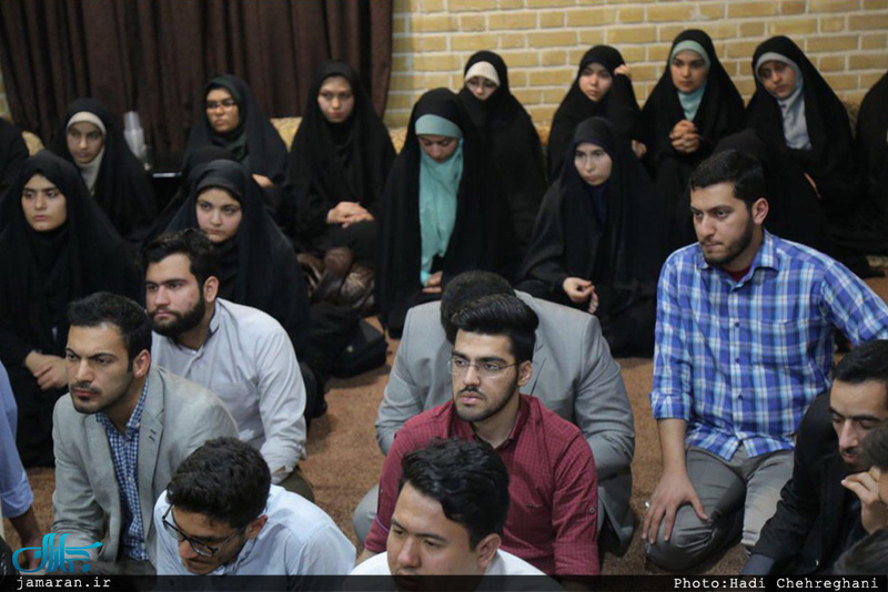 دیدار اعضای انجمن اسلامی دانشجویان دانشگاه فردوسی مشهد با سید علی خمینی