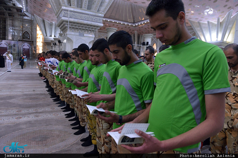 تجدید میثاق ورزشکاران و قهرمانان ارتش با آرمان های امام خمینی(س)