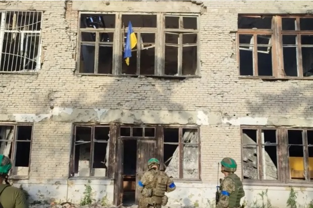 ادامه ضد حمله بزرگ اوکراینی ها علیه روس ها؛ آزادی 4 روستا توسط ارتش اوکراین