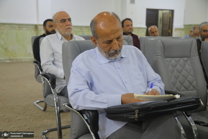نشست علمی «امام خمینی (س)، حوزه پیشرو و سرآمد و بایسته های فقه کارآمد»