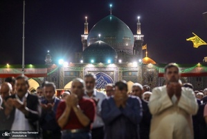 حال و هواى حرم مطهر رضوی در شام ولادت امام رضا (ع)