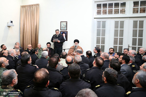 دیدار جمعی از فرماندهان و مسئولان نیروی انتظامی با رهبر معظم انقلاب